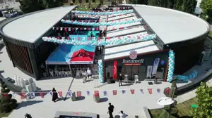 Çorum’da yerel üreticilerin ürünlerini sunan market açıldı
