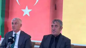 Of belediye başkanı, İspanya milli takımına fahri hemşehrilik beratı verdi