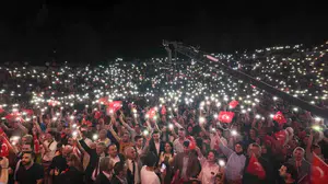 Gediz Tarhana Festivalinde cengiz kurtoğlu rüzgarı esti