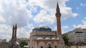 Sadaka taşları: Osmanlı kültürünün unutulan simgesi