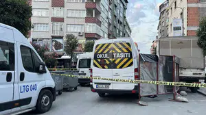 Güngören'de servis aracının altında kalan yaşlı adam hayatını kaybetti