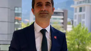 Denizli'de yeni bir dönem: CHP il başkanlığına ayhan oran atandı