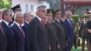 Kıbrıs’ta anma törenleri: Cumhurbaşkanı Erhürman, Dr. Küçük ve Denktaş’ın anıtlarını ziyaret etti