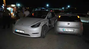 Kırıkkale'de iki otomobil çarpıştı, 4 yaralı