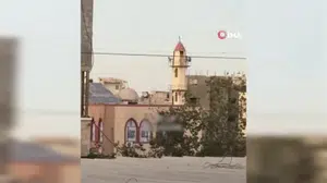 İsrail, gazze'deki camiyi hava saldırısıyla yok etti