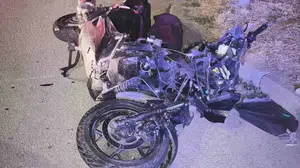 Samsun'da motosiklet ve hafif ticari araç çarpıştı: 5 yaralı