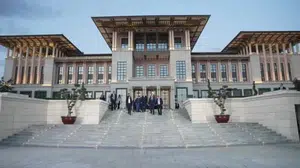 Ankara'da NATO liderler zirvesi sona erdi, aile fotoğrafı çekildi
