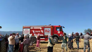 Samsun'da biçerdöver yangını 150 dönüm tarımı tehdit etti