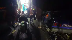 Lastiği patlayan otomobil refüje çarptı: Malatya'da 1 yaralı