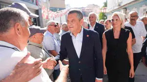 Bayırköy belediye başkanı Aykut Dilsiz, CHP'li grup başkanı Özgür Özel'i karşılamadı