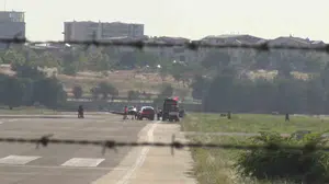 Yunuseli havalimanında acil durum: iki kişilik uçak güvenli iniş yaptı
