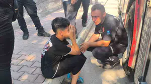Antalya'da 13 yaşındaki çocuğun çakmakla oynarken çıkardığı yangın evin tamamen yanmasına neden oldu