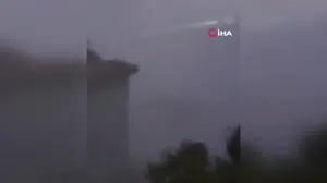 Erdek'te yıldırım düşmesi sonucu yüksek gerilim hattında yangın çıktı