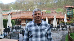 Kartalkaya'daki kaçak otel yapısı yıkıldı