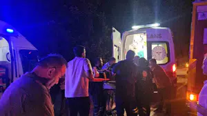 Kastamonu'da iki otomobil çarpıştı: 4 kişi yaralandı