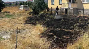 Bolu'da ot yangınları, köylüler panik içinde itfaiye müdahale etti