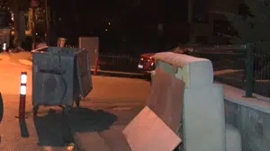 Ankara'da vatandaşlar çöp konteyneri yanındaki atıkların toplanmamasına isyan etti