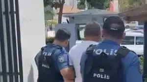 Bursa'da 10 yıl hapis cezası bulunan şahıs emniyetin çalışmasıyla yakalandı