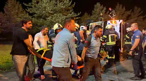 Kayseri'de yolcu otobüsü ile tır çarpıştı, çok sayıda yaralı var