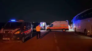 Şanlıurfa'da yolcu otobüsü kaza yaptı, 13 kişi yaralandı