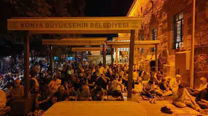 Mevlid Kandili'nde Konya sokakları coşkuyla doldu