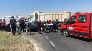 Batman’da trafik kazası: kamyon ile otomobil çarpıştı, 4 yaralı