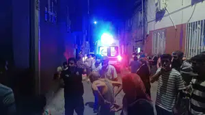 Şanlıurfa'da dairede çıkan yangın paniğe neden oldu
