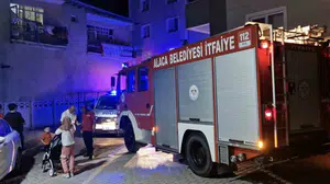 Oyun sırasında mazgala sıkışan çocuk itfaiyenin hızlı müdahalesiyle kurtarıldı