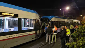 Zeytinburnu'nda tramvay kazası ardından ulaşım normale döndü