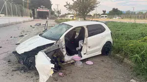 Ankara'da direksiyon hakimiyetini kaybeden araç takla attı, 2 kişi yaralandı