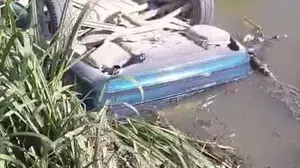 Kocaeli'de otomobil dereye uçtu, sürücü hayatını kaybetti