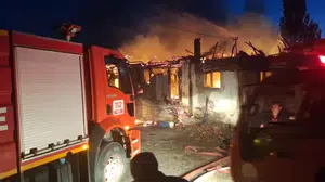 İskilip’te yangın felaketi: İki ev kül oldu, can kaybı yok