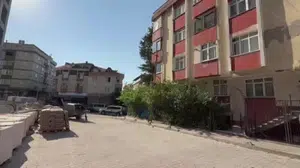 Bahçelievler'de çöken bina ile ilgili valilikten açıklama: can kaybı yok
