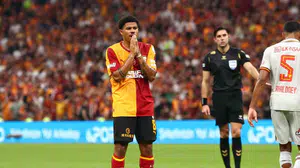 Galatasaray'ın yıldızı Gabriel Sara, sezonun ilk golünü attı