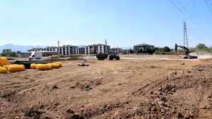 Kartepe'de yeni spor kompleksi için ilk kazma vuruldu