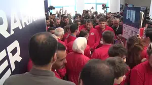 Diyarbakır'da teknoloji heyecanı: Bakan Kacır ve Bayraktar gençlerin başarısını vurguladı