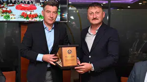 Erzincan emniyet müdürü zafer baybaba'ya duygusal veda yemeği
