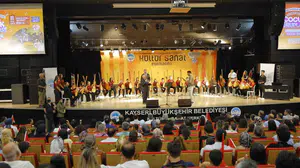 Kayseri'de kültür sanat rüzgârı: 1.865 kursiyer sertifika aldı