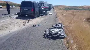 Şanlıurfa'da trafik kazası: 4 can kaybı, 2 kişi ağır yaralı