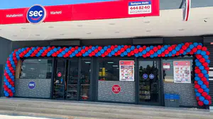 Deprem sonrası hayata döndü: Hataylı esnaf Mehmet Hayri Açıkgöz Seç Market ile yeniden iş hayatında