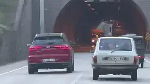 Karabük'te hatalı sollama yapan sürücüye ağır ceza: 13 bin 719 TL