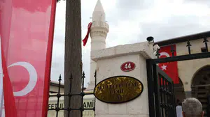Gaziantep’te tarihi Şeyh Fethullah Camii yeniden ibadete açıldı