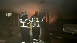 Karabük'te apartmanda yangın: 2 kişi hastaneye kaldırıldı