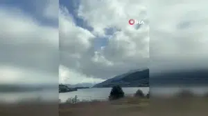 Yeni Zelanda'da yolcu uçağının motoru alev aldı, kaza atlatıldı