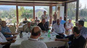 Elli yıl sonra buluştular: Arifiye Öğretmen Lisesi 1982 mezunları dostluklarını tazeledi