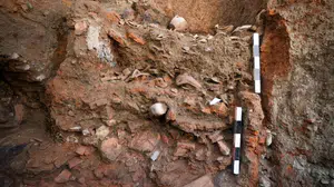 Tiflis'te kazılar tarihe ışık tuttu: 10. yüzyıl seramikleri bulundu
