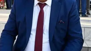 Polisten kaçan cinayet zanlısı, bir çocuğu rehin aldı ve yakalandı