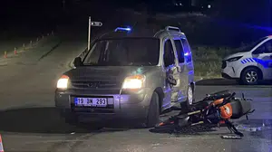 Çorum'da kaza: otomobil ve motosiklet çarpıştı, 3 kişi yaralandı