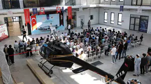 Başkan Palancıoğlu yeni havacılık lisesi öğrencileriyle bir araya geldi