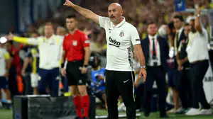 İtalyan teknik adam vincenzo italiano'nun derbi galibiyeti